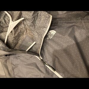 North face wind breaker/rain jacket